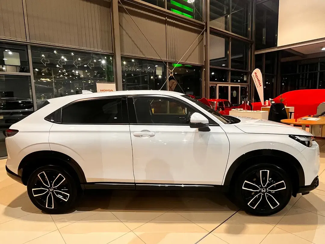 Honda HR-V 1.5 Hybrid - Thumbnail 10