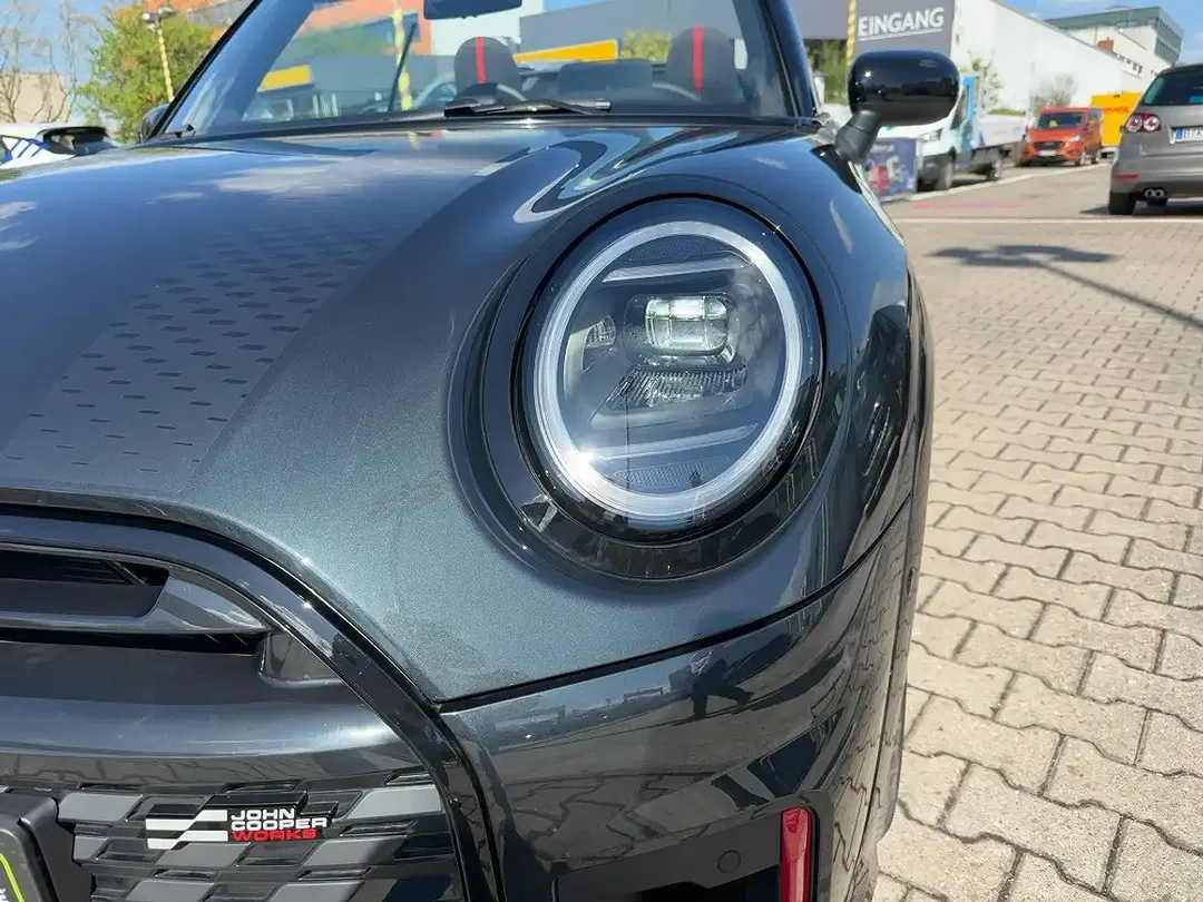 MINI Cooper Cabrio John Cooper Works - Thumbnail 17