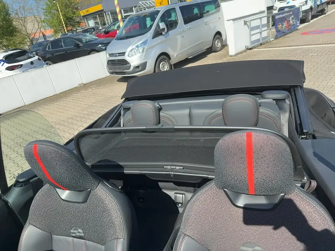 MINI Cooper Cabrio John Cooper Works - Thumbnail 24