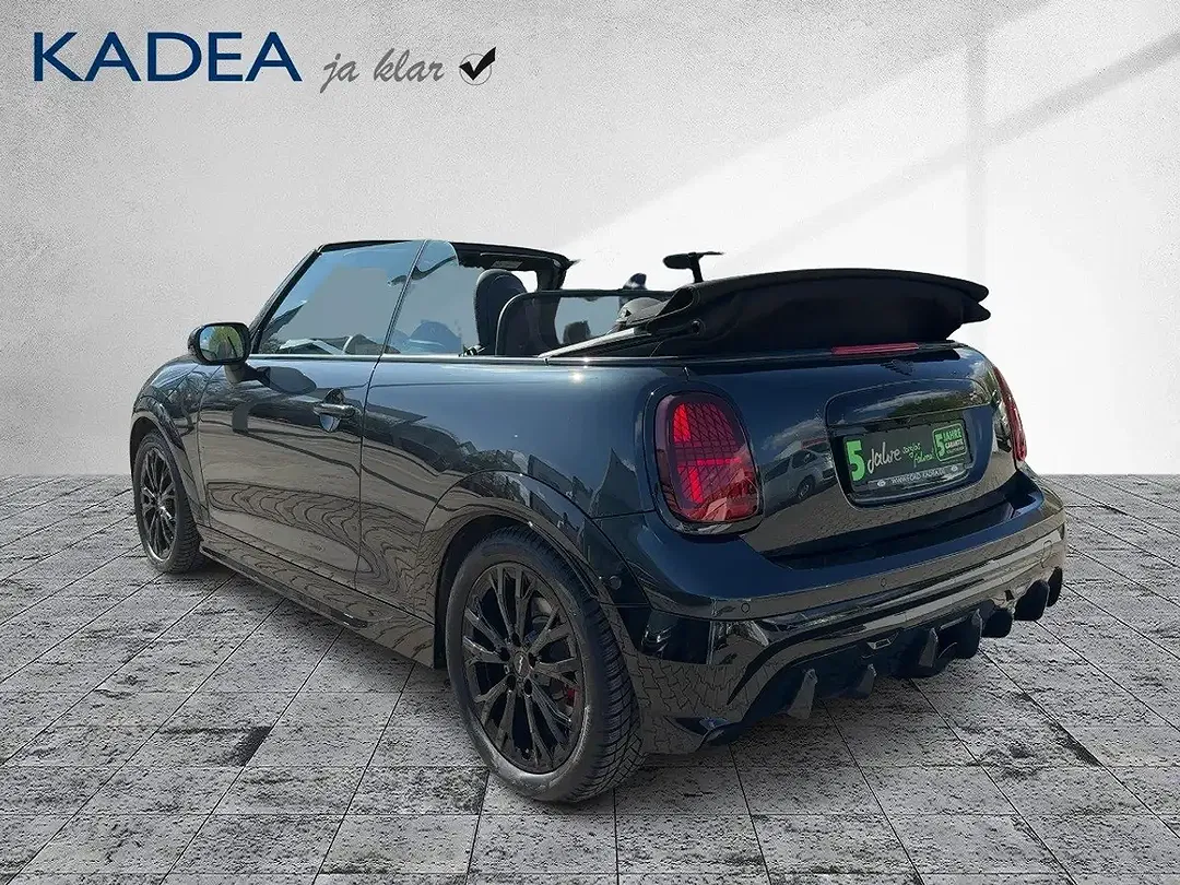 MINI Cooper Cabrio John Cooper Works - Thumbnail 3