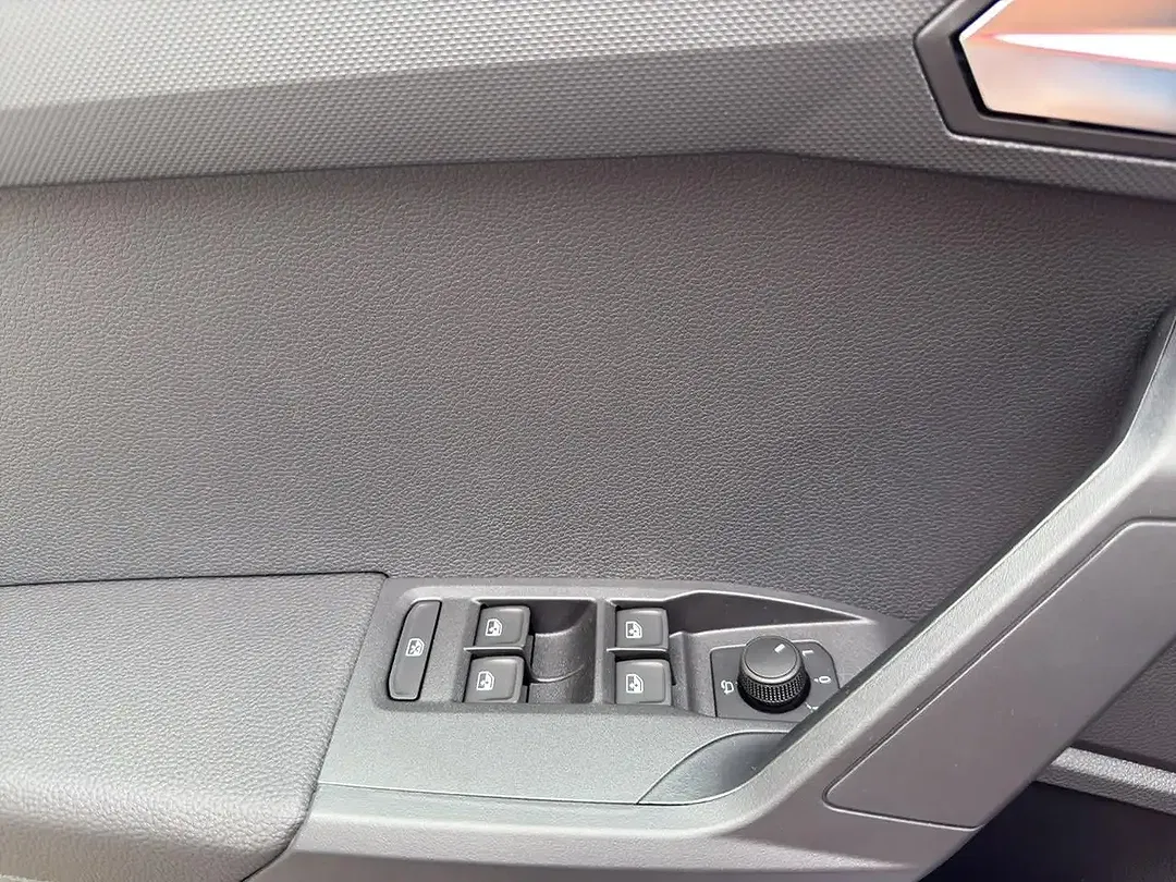 SEAT Arona 1.0 TSI Reference - Thumbnail 12