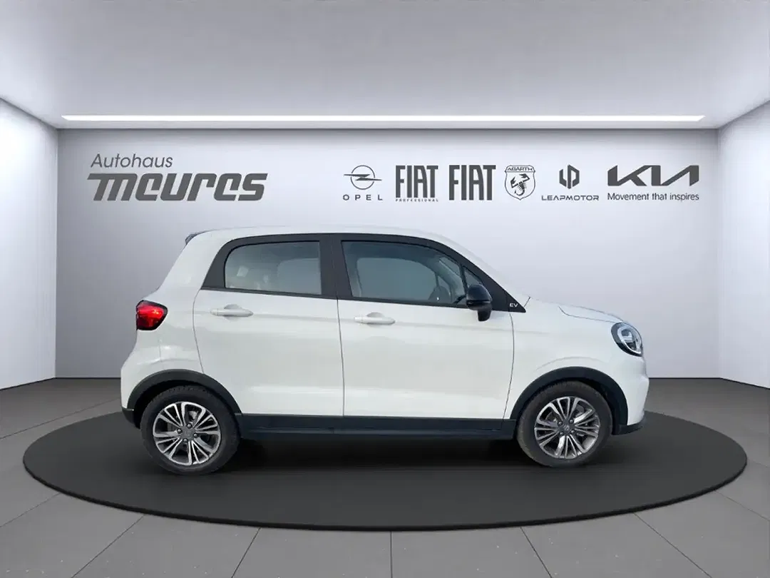 Leapmotor T03 - Thumbnail 5