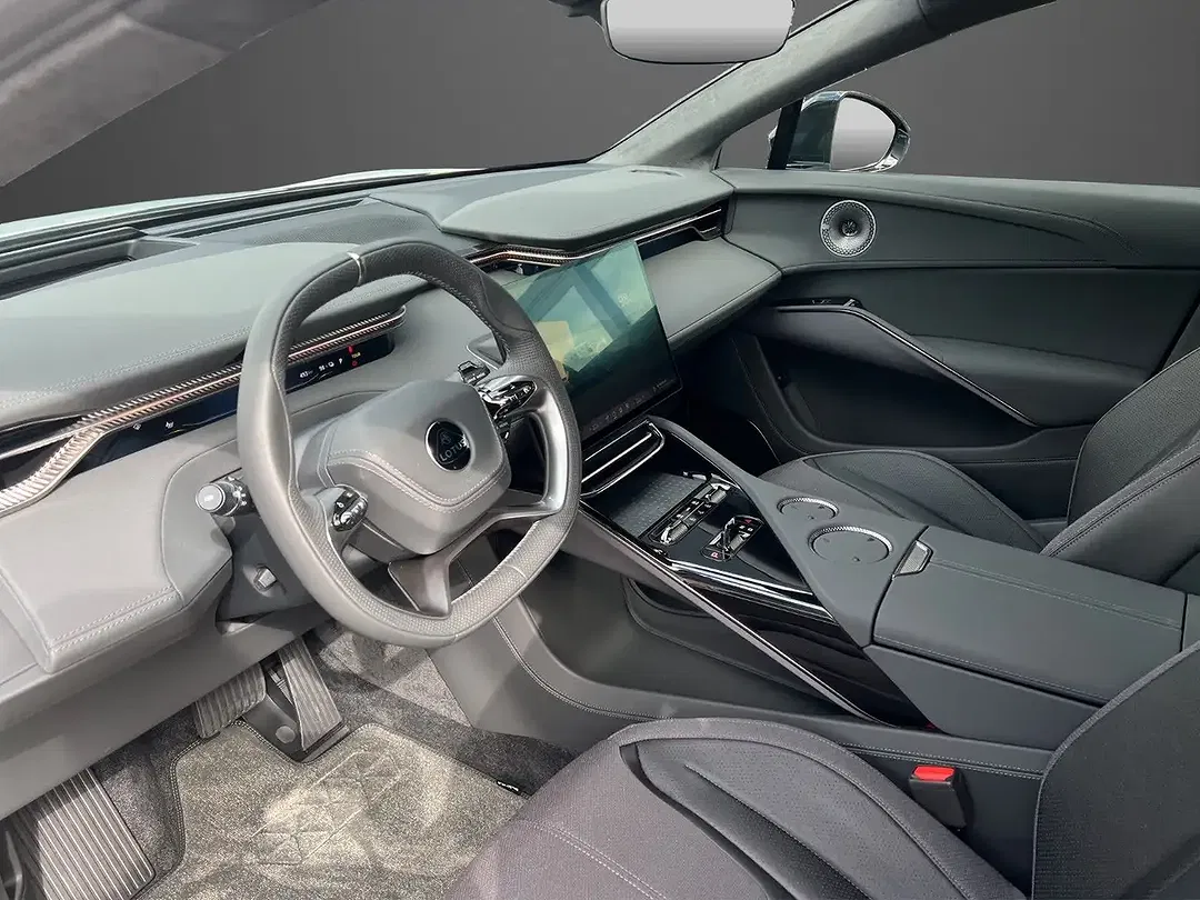 Lotus Eletre 600 - Thumbnail 6