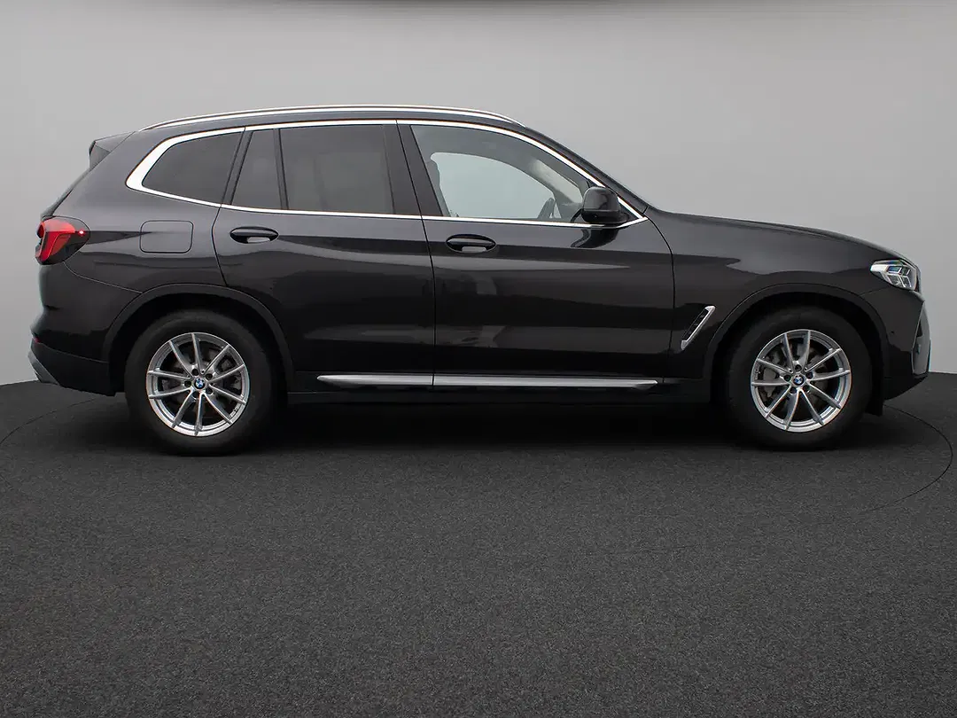 BMW X3 Comfort Sport - Thumbnail 4