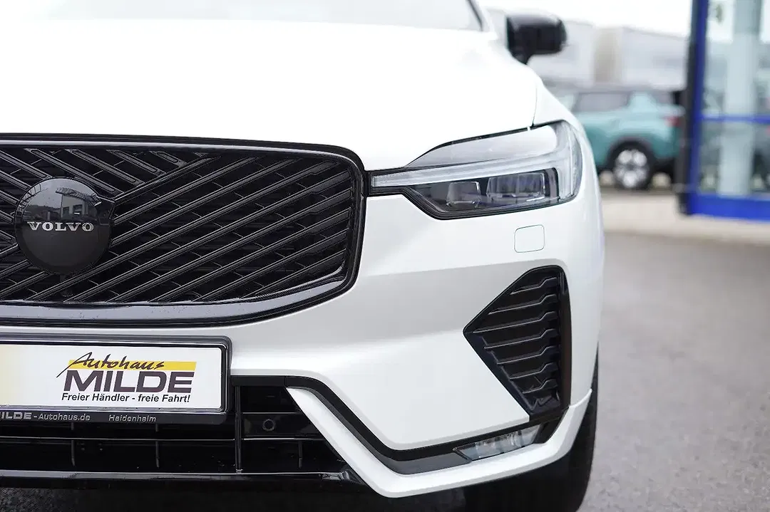 Volvo XC60 B5 AWD Edition - Thumbnail 11