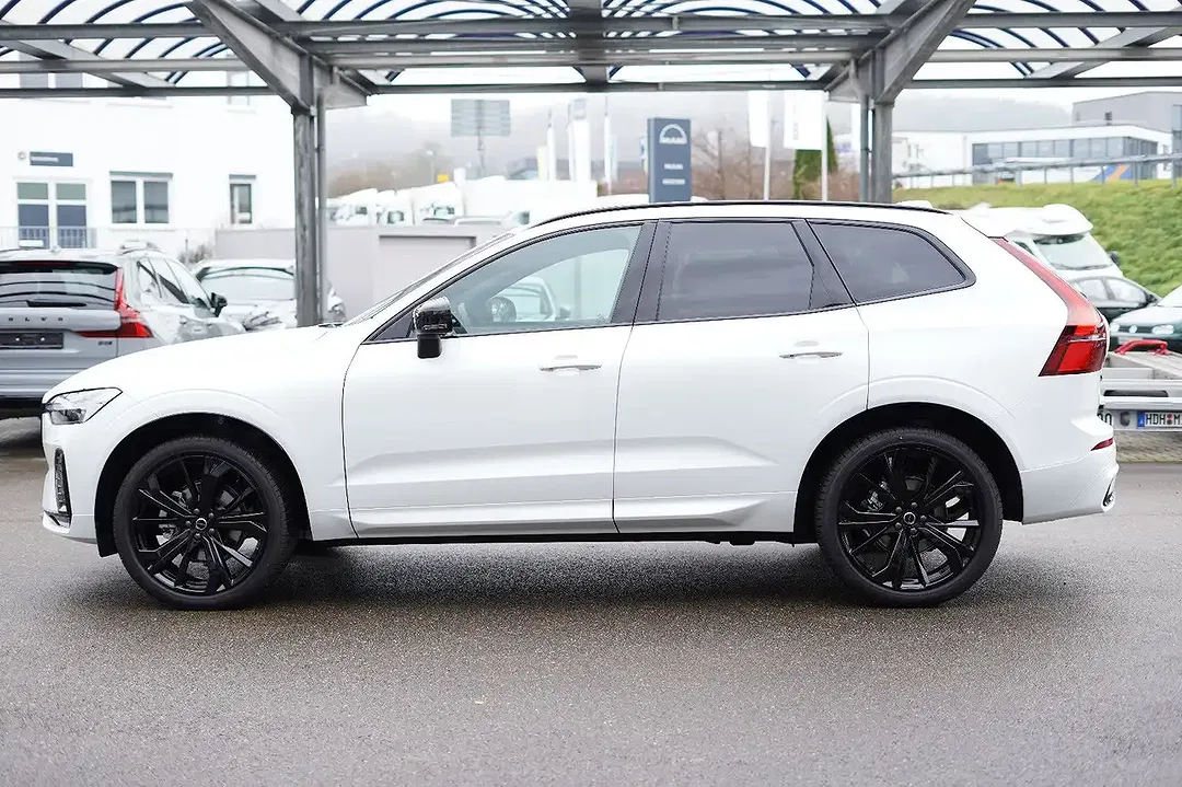Volvo XC60 B5 AWD Edition - foto 1