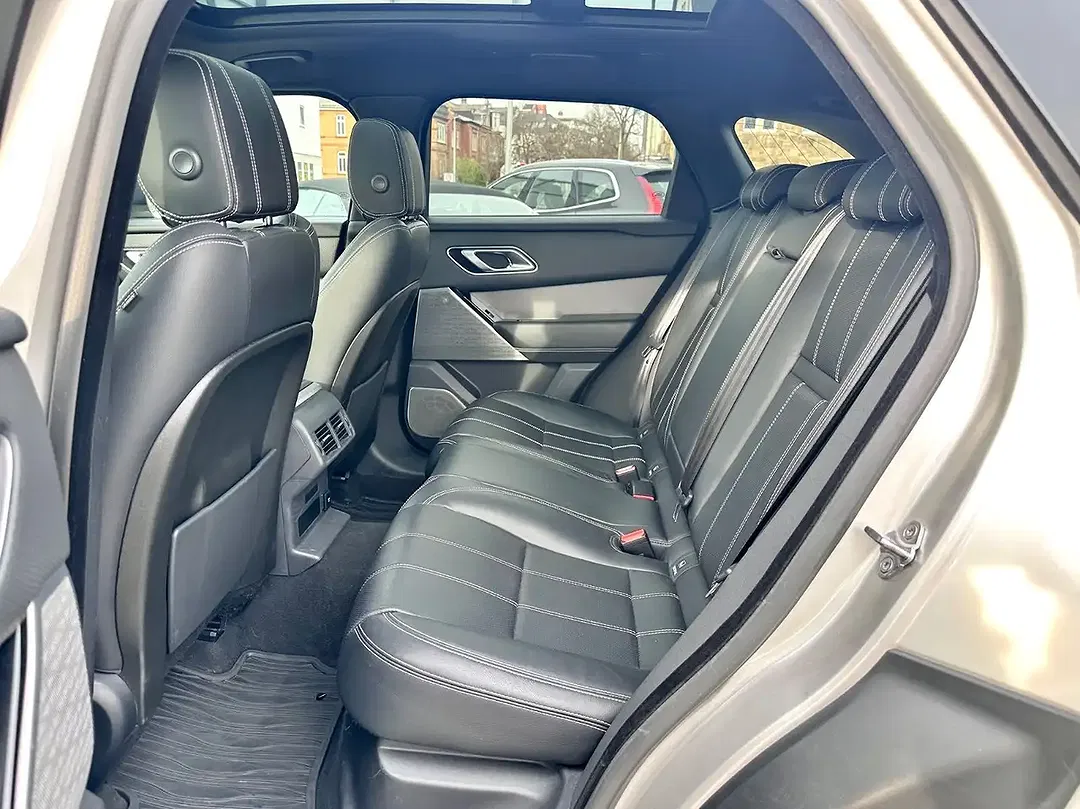 Land Rover Range Rover Velar SE - Thumbnail 14