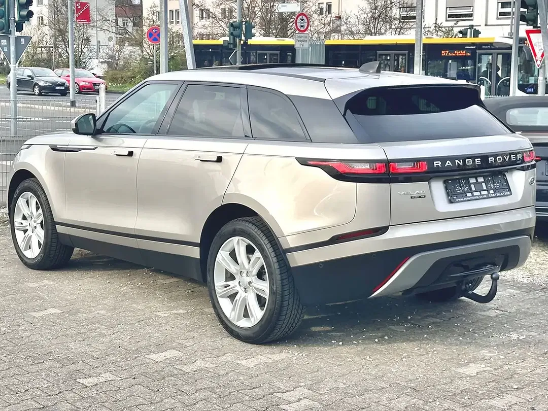 Land Rover Range Rover Velar SE - Thumbnail 5