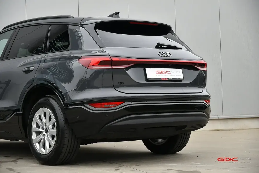 Audi Q6 e-tron - Thumbnail 22
