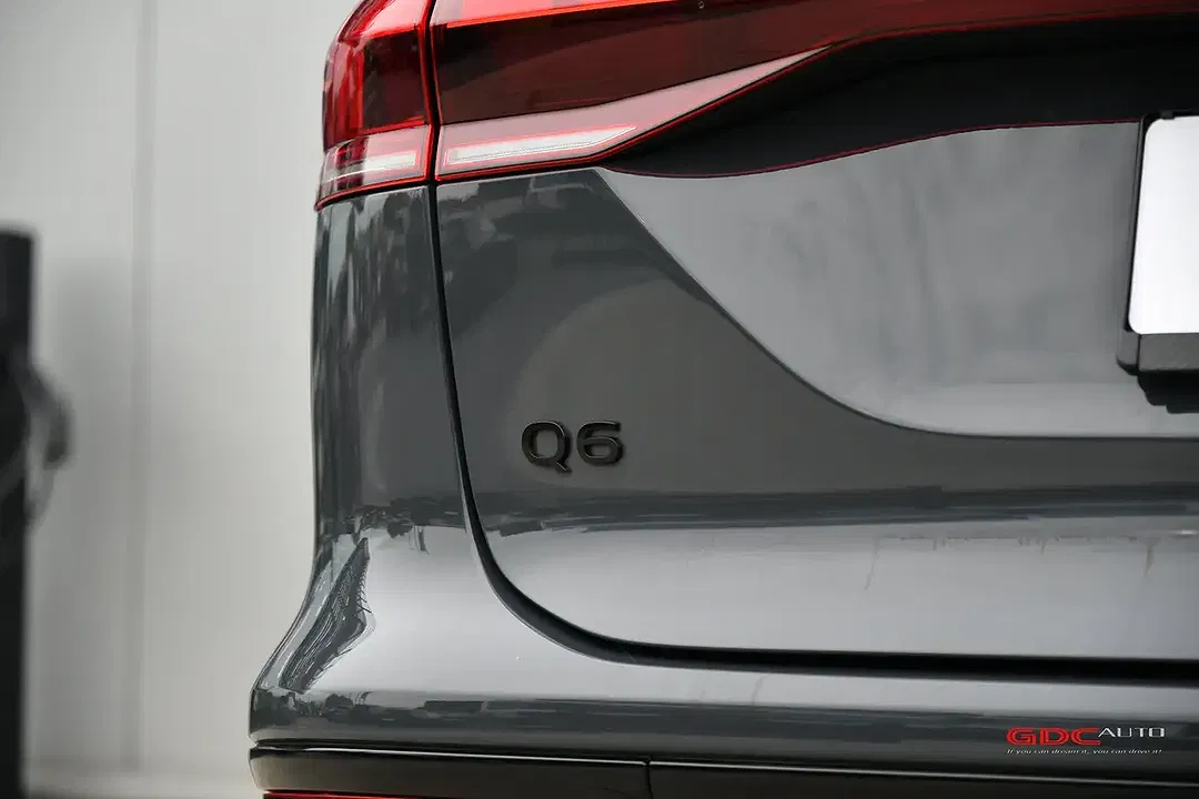 Audi Q6 e-tron - Thumbnail 24