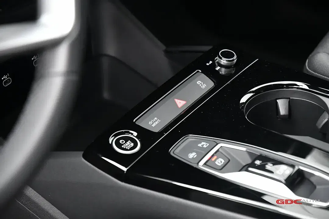 Audi Q6 e-tron - Thumbnail 33