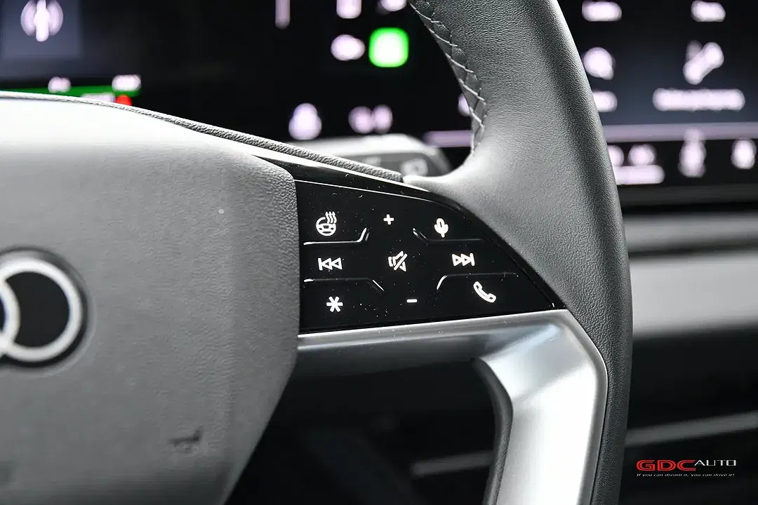 Audi Q6 e-tron - Thumbnail 36