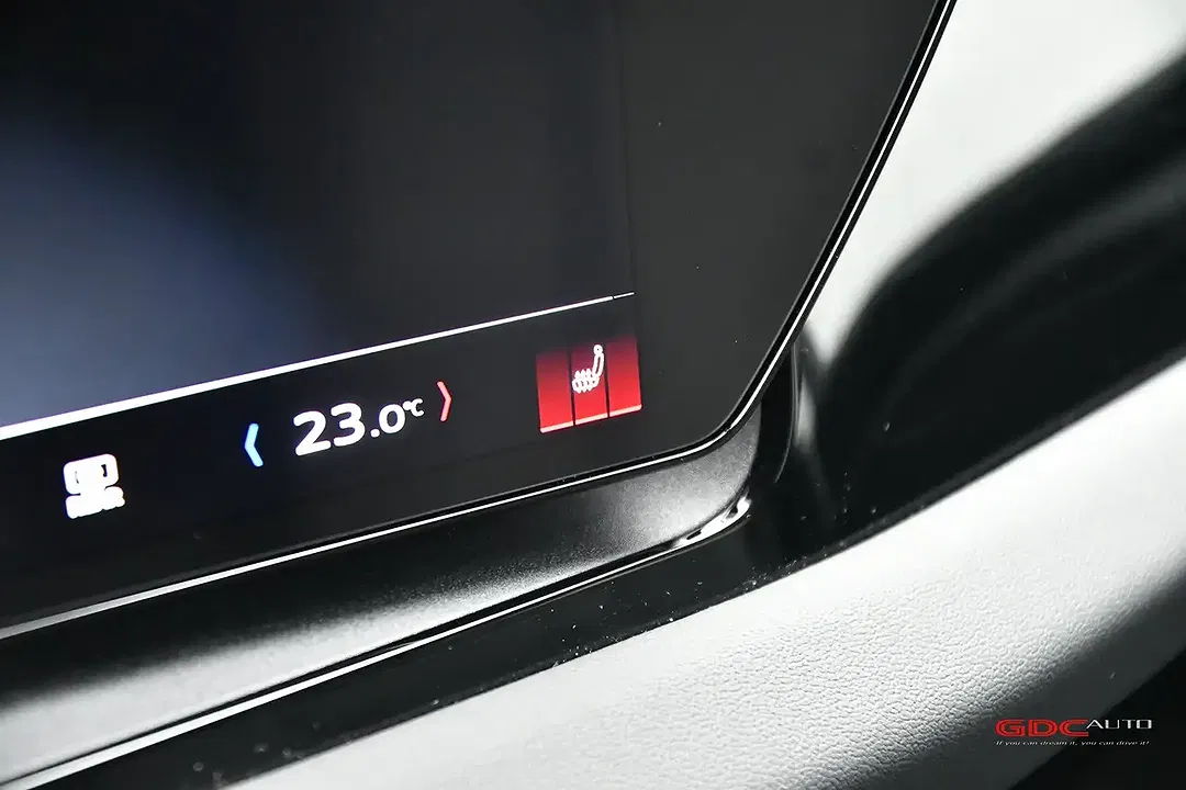 Audi Q6 e-tron - Thumbnail 46