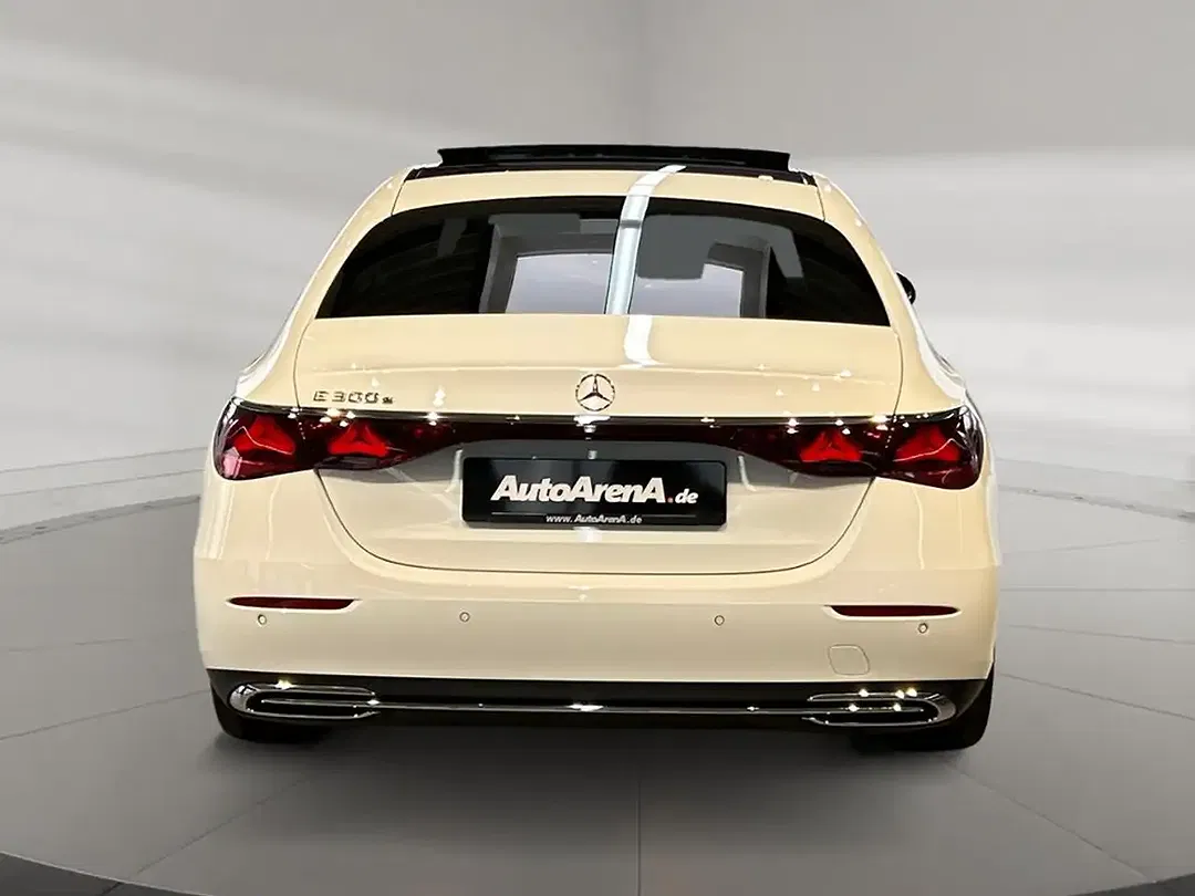 Mercedes-Benz E 300 MBUX Avantgarde - Thumbnail 5