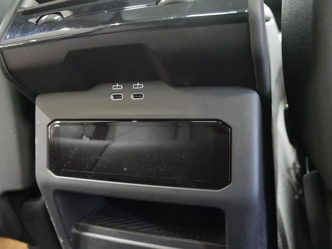 BMW 550 xDrive Touring M Sport - Thumbnail 11