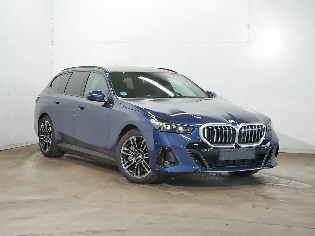 BMW 550 xDrive Touring M Sport - Thumbnail 12