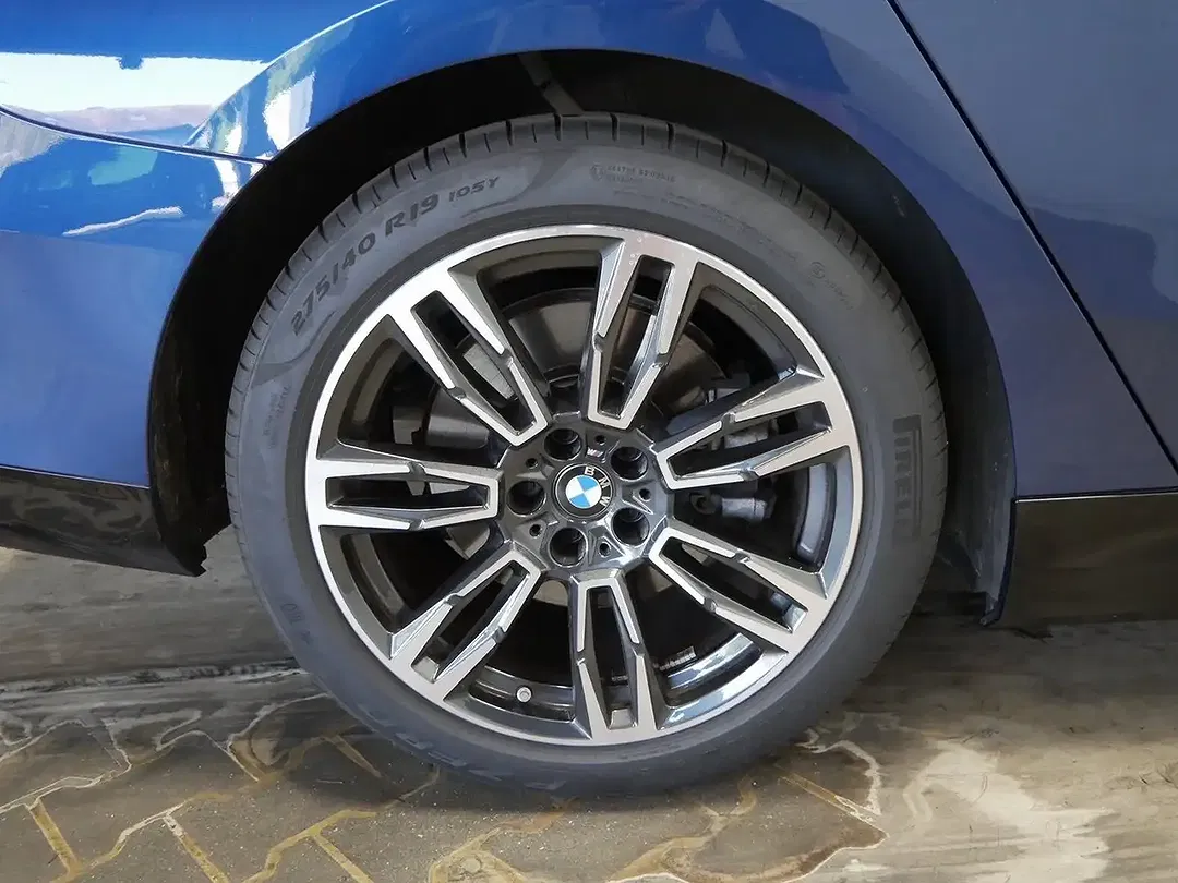 BMW 550 xDrive Touring M Sport - Thumbnail 14