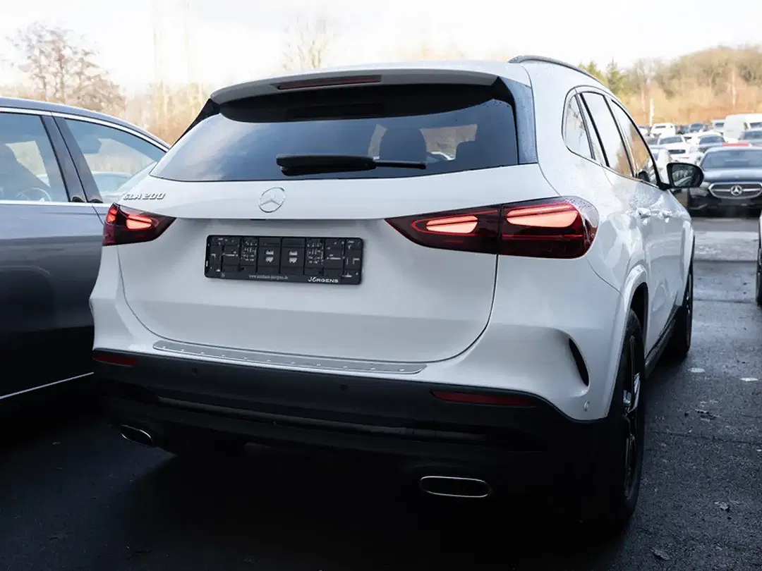 Mercedes-Benz GLA 200 Night - Thumbnail 3