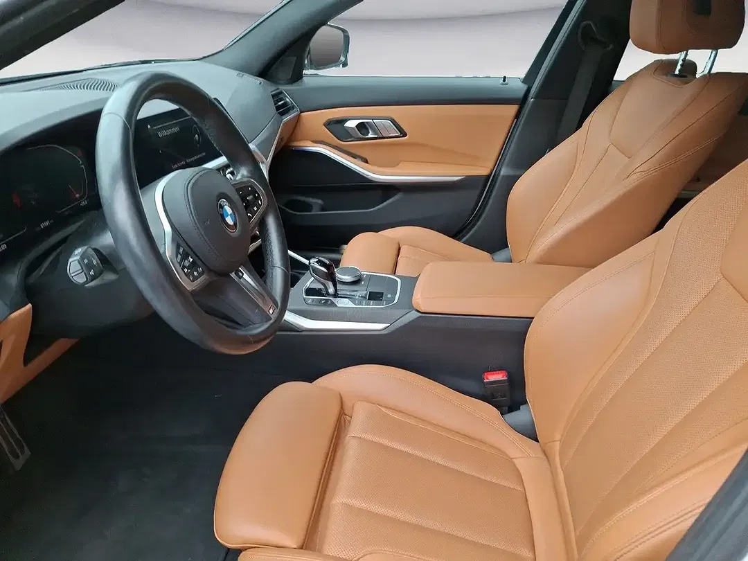 BMW 320 Touring M Sport - Thumbnail 9