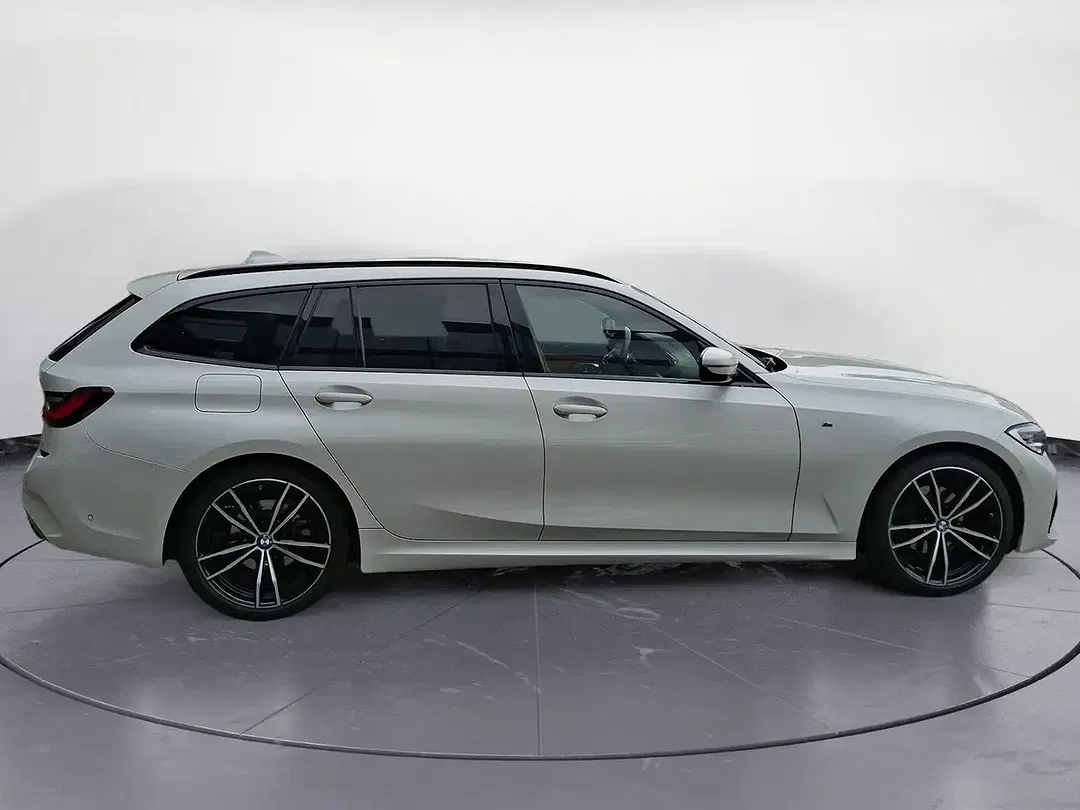 BMW 320 Touring M Sport - Thumbnail 5