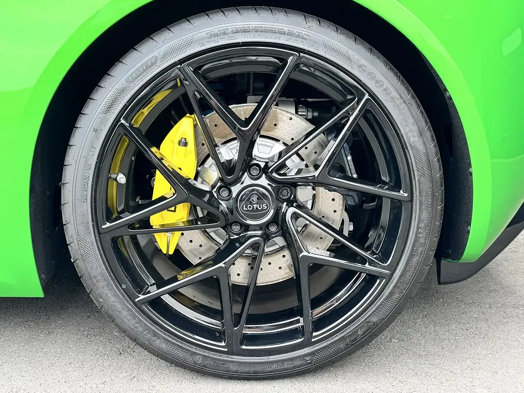 Lotus Emira 2.0 Turbo SE - Thumbnail 15