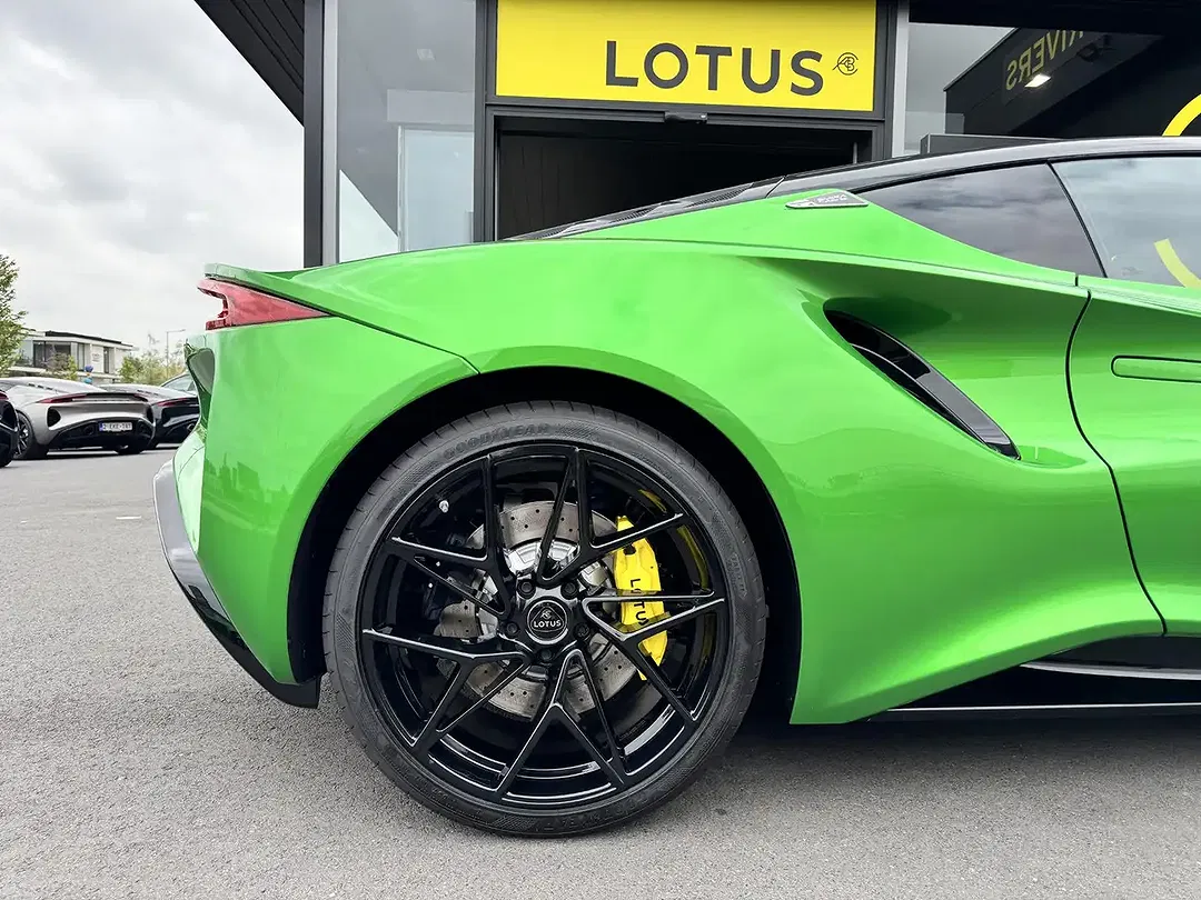 Lotus Emira 2.0 Turbo SE - Thumbnail 20
