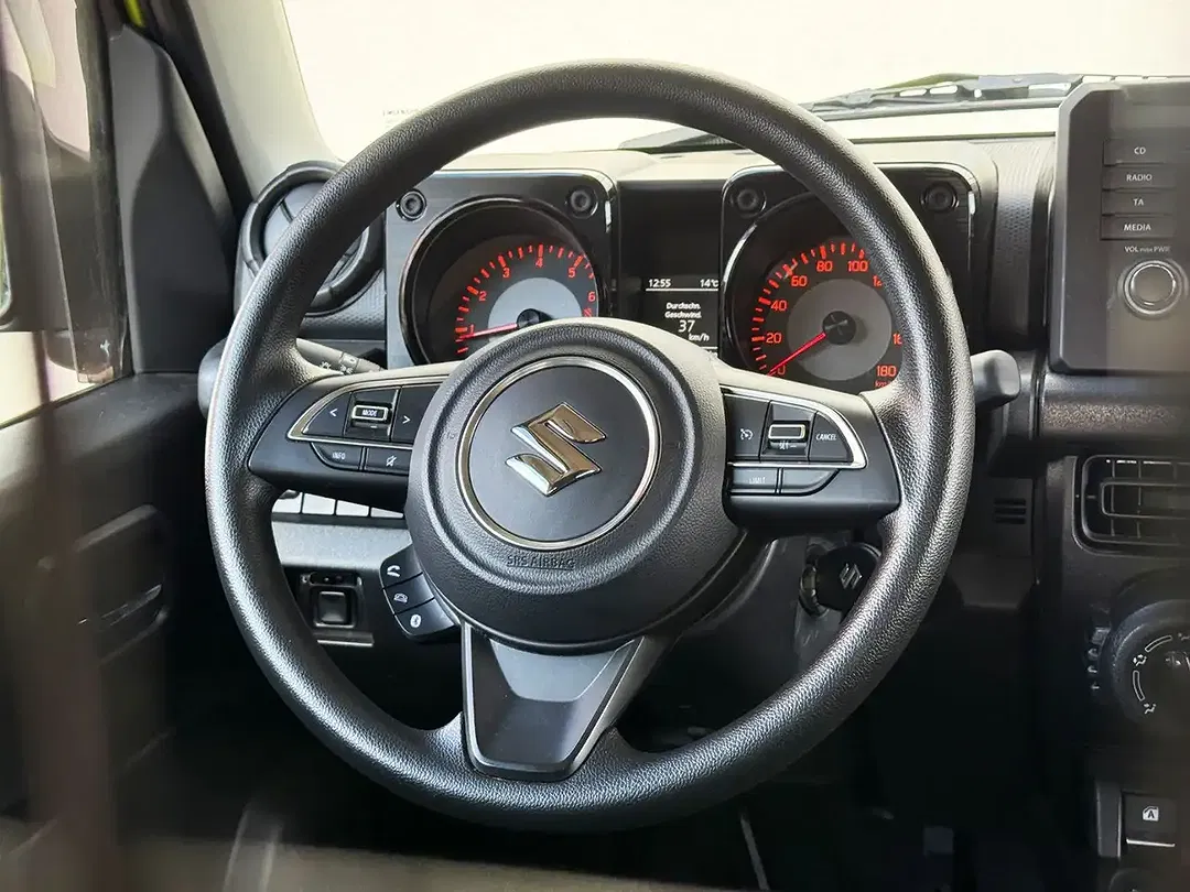 Suzuki Jimny 4x4 - Thumbnail 11