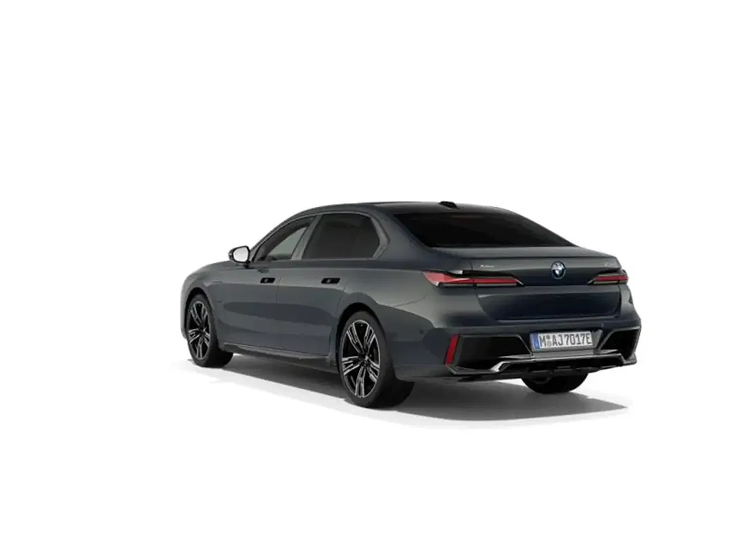 BMW 750 xDrive M Sport Pro - Thumbnail 5