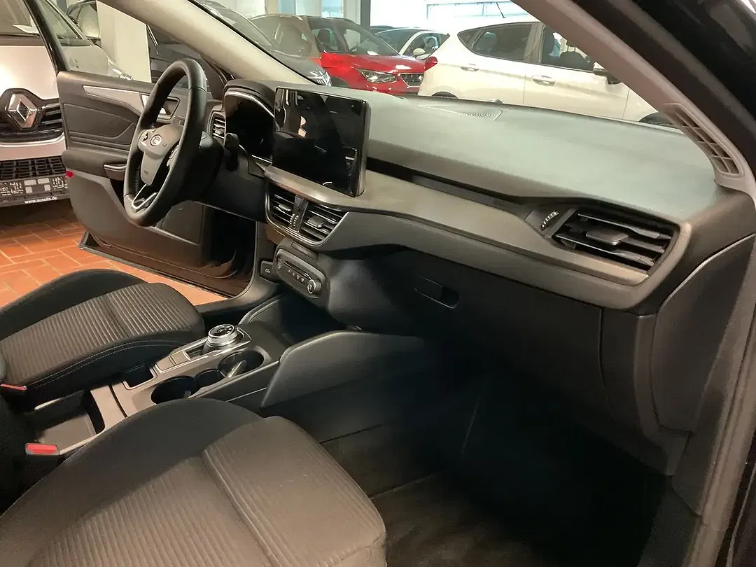 Ford Focus Titanium - Thumbnail 13