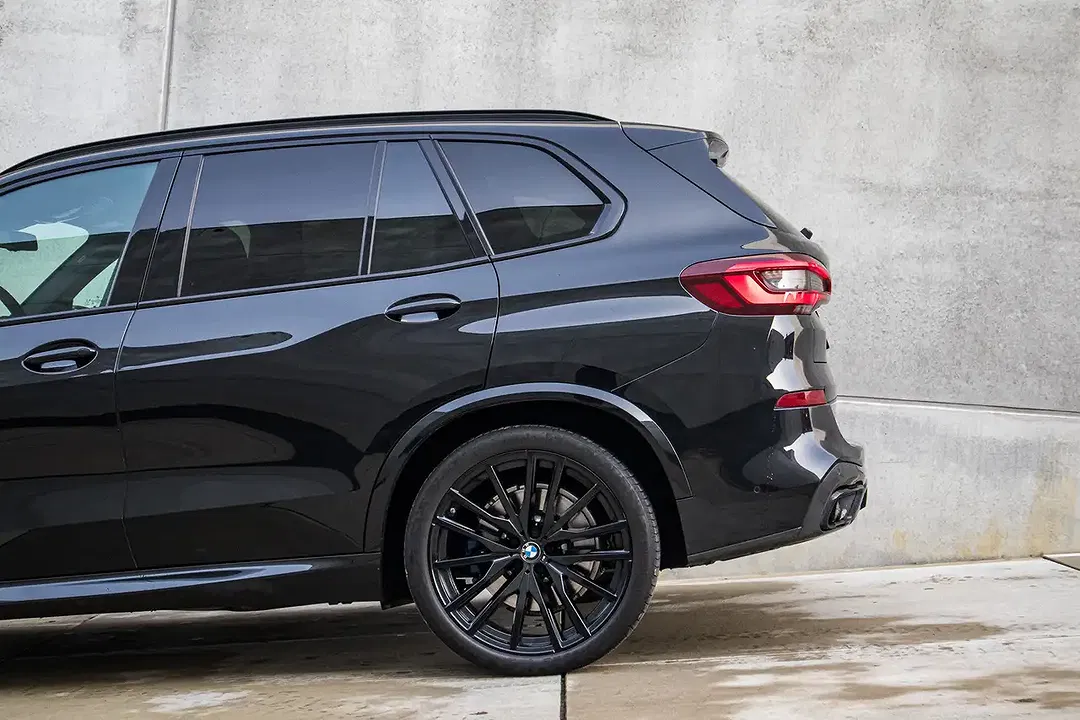 BMW X5 M - Thumbnail 4