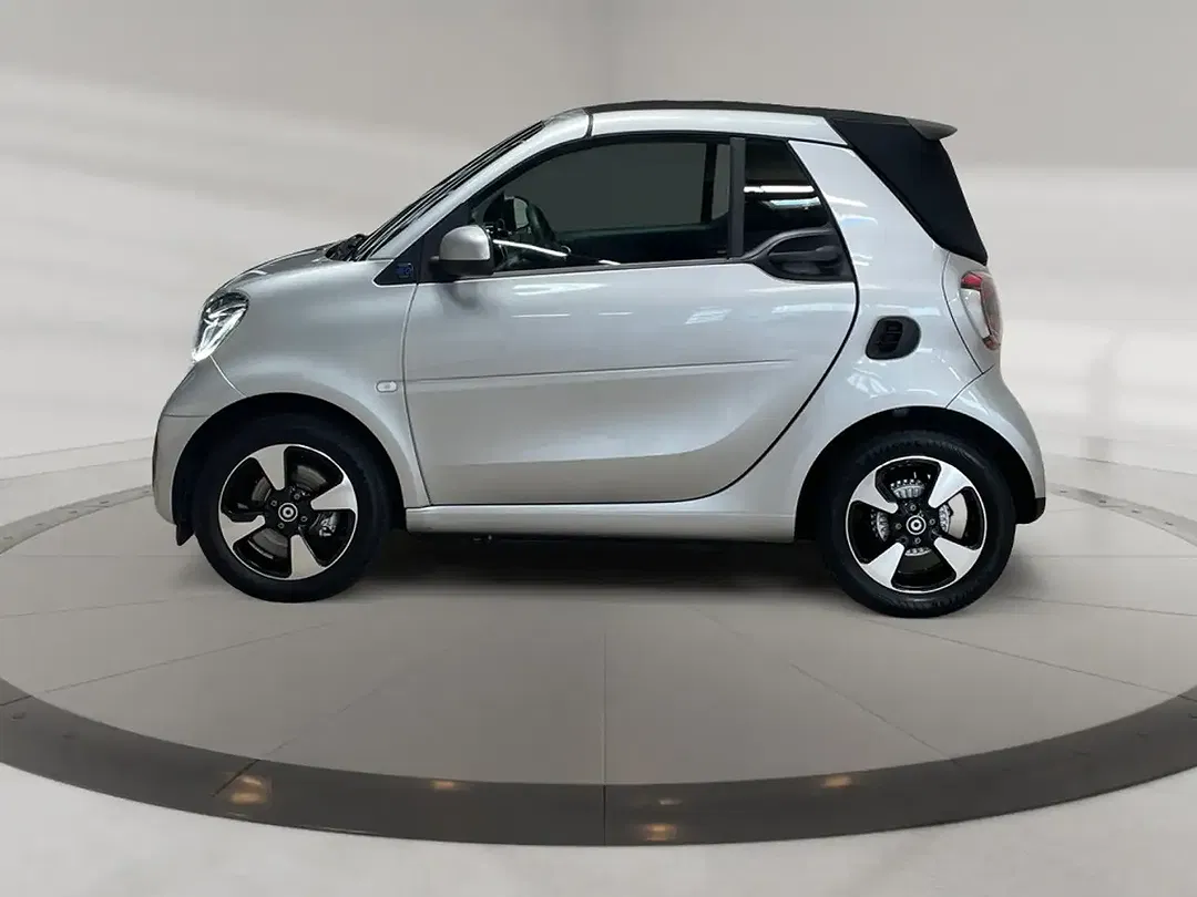 smart forTwo - Thumbnail 3
