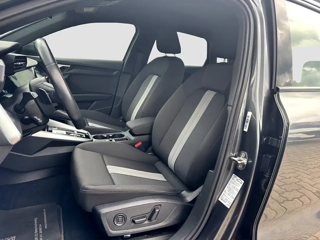 Audi A3 35 TDI S line - Thumbnail 11