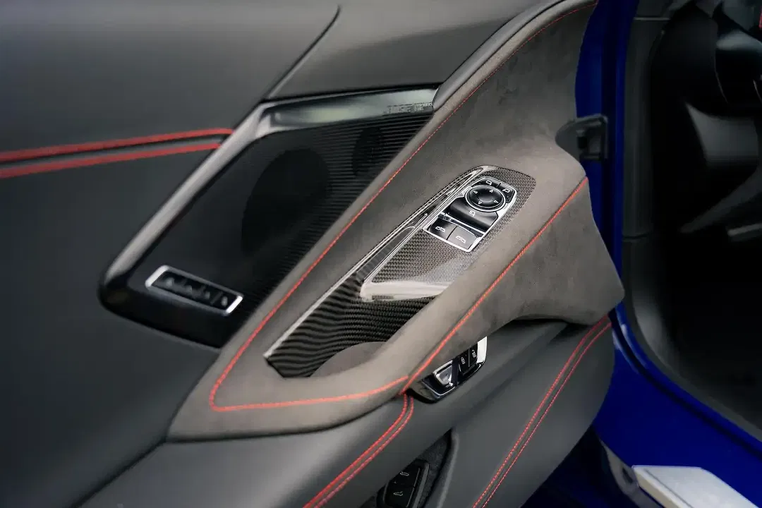 Corvette C8 Stingray Coupe 3LT - Thumbnail 12
