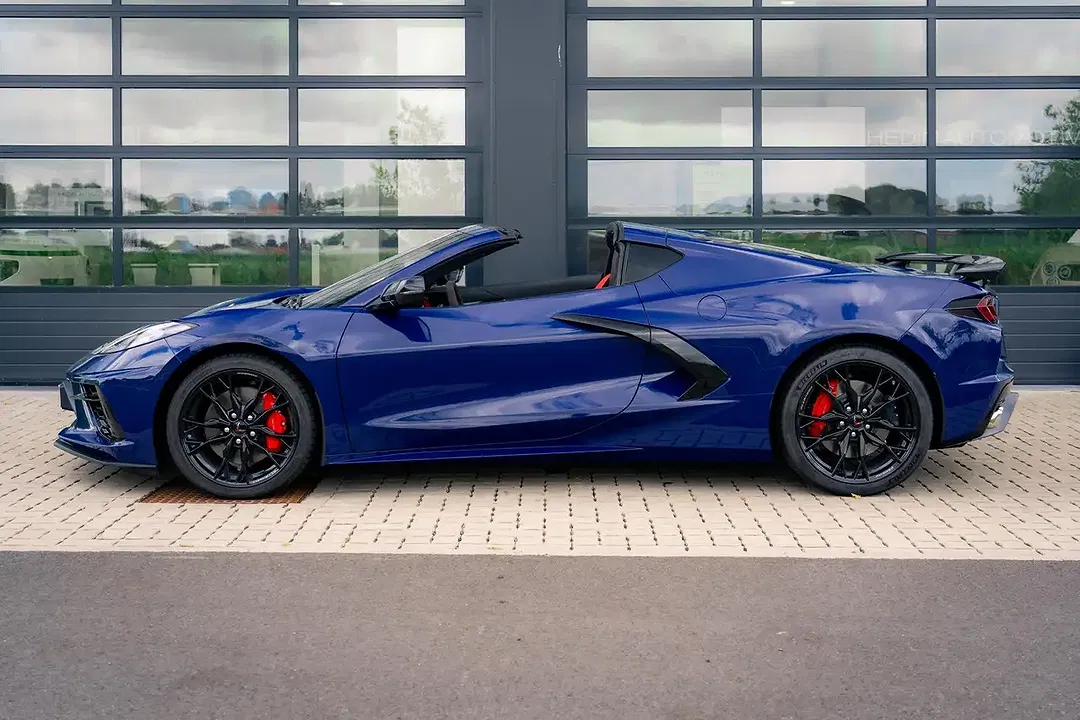 Corvette C8 Stingray Coupe 3LT - Thumbnail 3