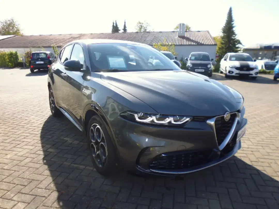 Alfa Romeo Tonale AUT Ti - Thumbnail 4