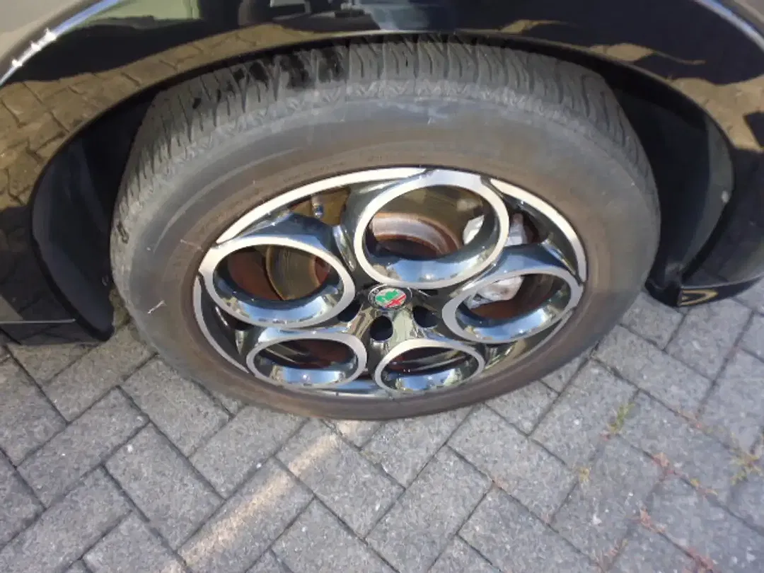 Alfa Romeo Tonale AUT Ti - Thumbnail 5