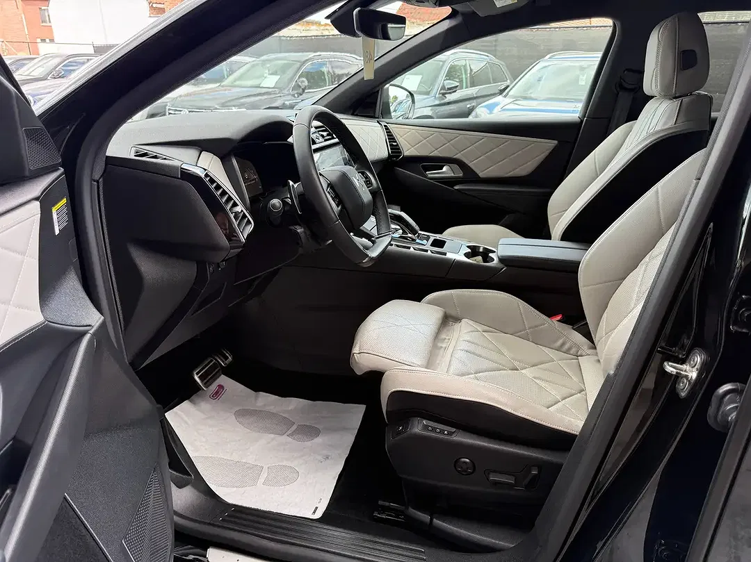 DS Automobiles DS 7 Crossback - Thumbnail 13