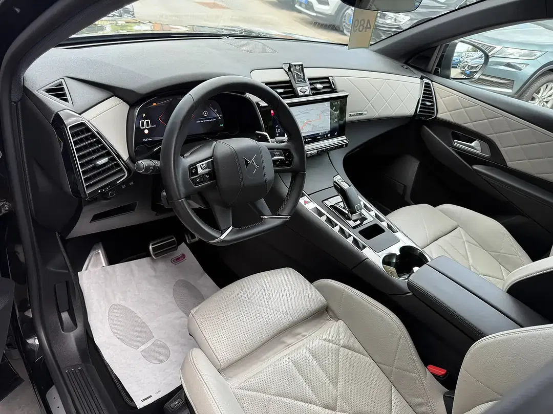 DS Automobiles DS 7 Crossback - Thumbnail 14