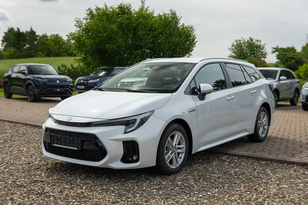 Suzuki Swace Hybrid 1.8 CVT Comfort+ - Afbeelding 1