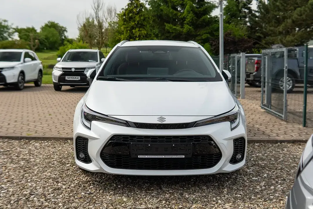 Suzuki Swace Hybrid 1.8 CVT Comfort+ - foto 2