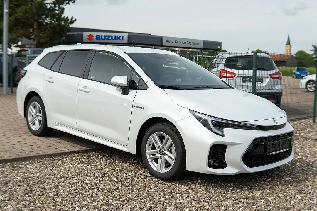 Suzuki Swace Hybrid 1.8 CVT Comfort+ - Thumbnail 3
