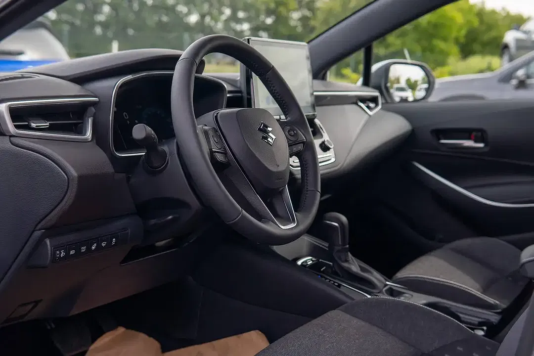 Suzuki Swace Hybrid 1.8 CVT Comfort+ - Thumbnail 9