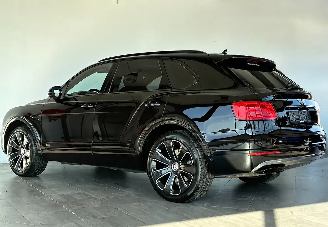 Bentley Bentayga 4.0 V8 Design - Thumbnail 10