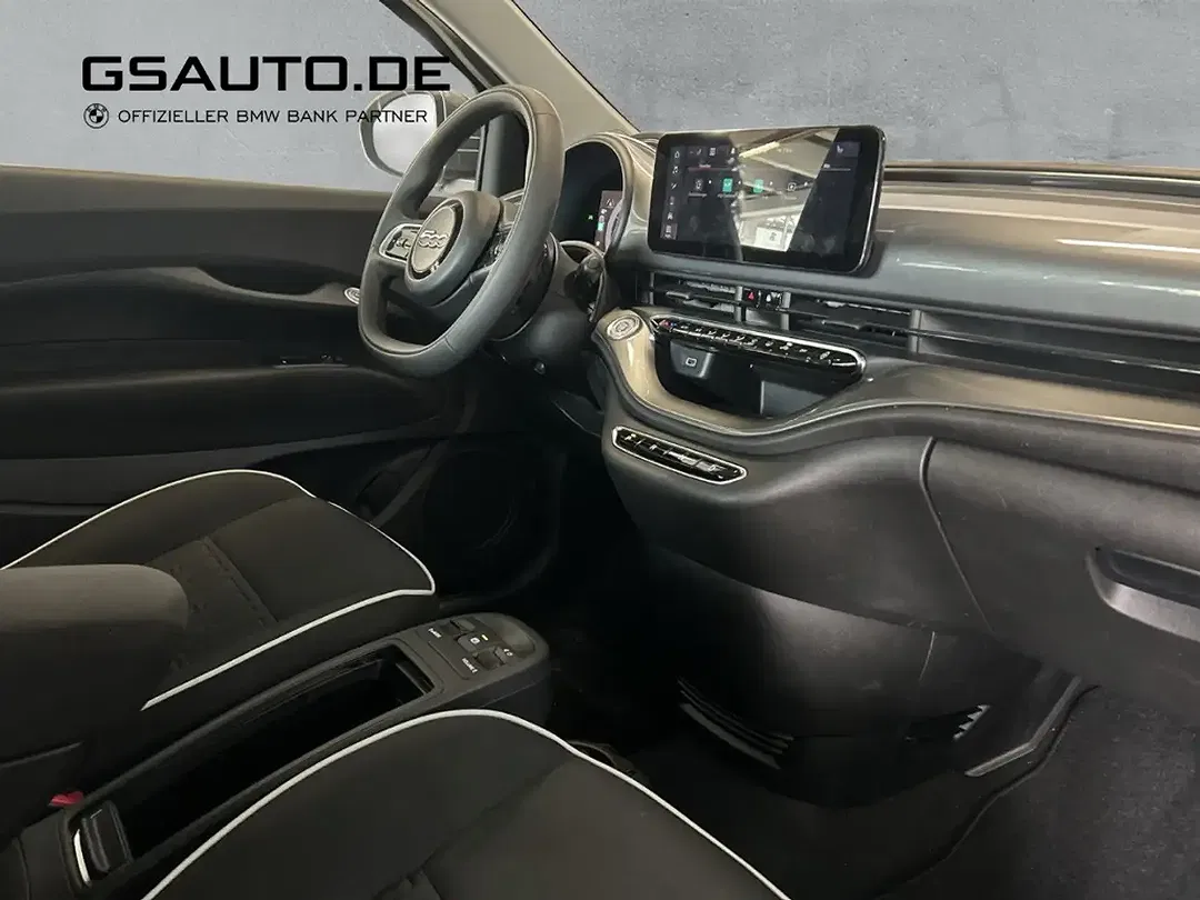Fiat 500e - Thumbnail 10