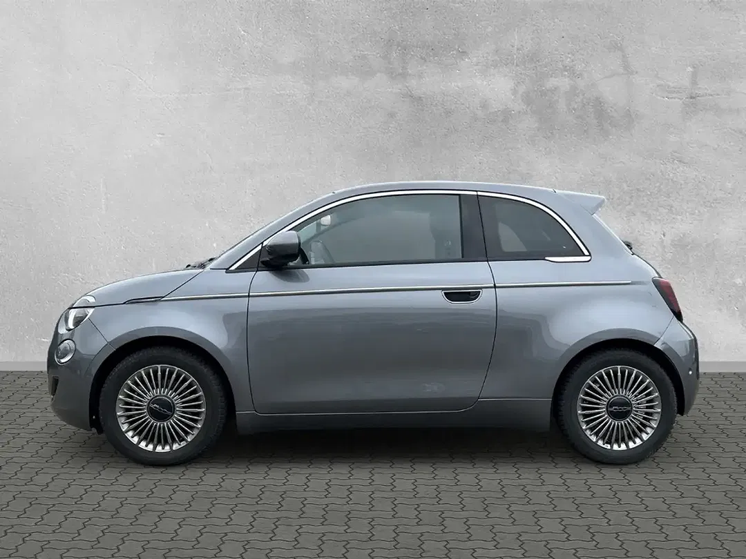 Fiat 500e - Thumbnail 8