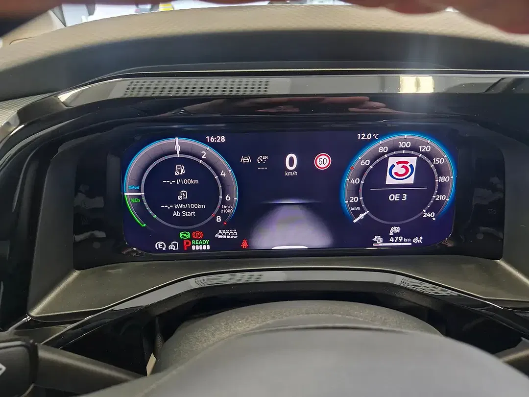 Volkswagen T7 Multivan eHybrid 4Motion Business - Thumbnail 13