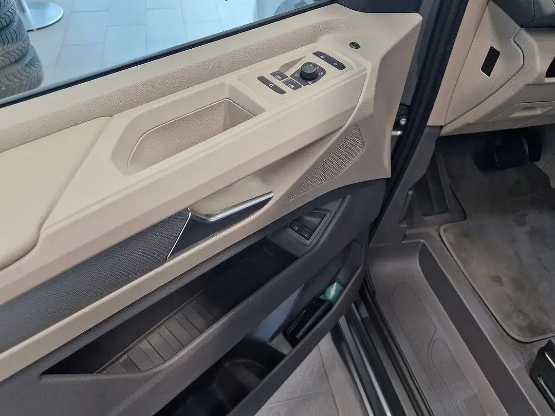 Volkswagen T7 Multivan eHybrid 4Motion Business - Thumbnail 3