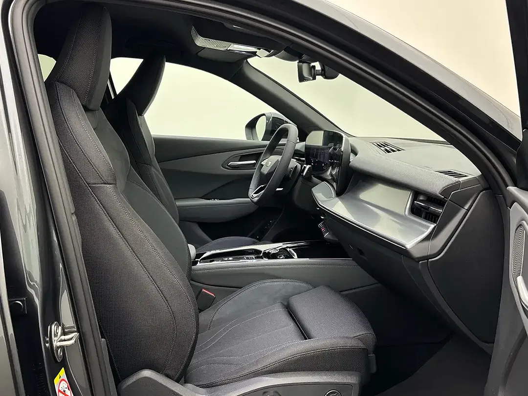 Audi Q3 TFSI S tronic - Thumbnail 9