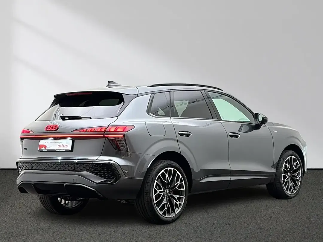 Audi Q3 TFSI S tronic - Thumbnail 2