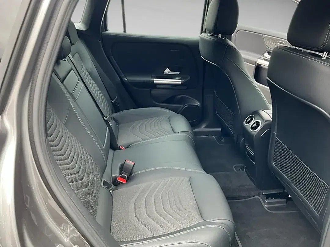 Mercedes-Benz EQA 300 AUT 4MATIC Progressive Advanced Plus - Thumbnail 11